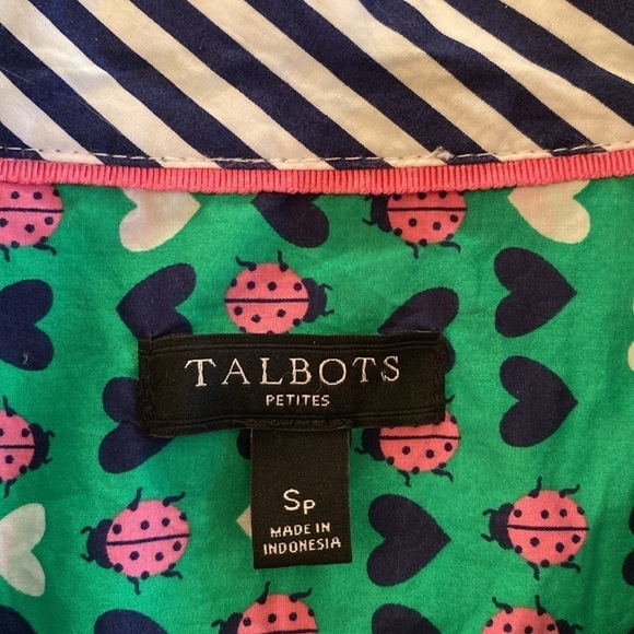 Talbots Hearts & Ladybug Button Down Cotton Shirt Green Pink Navy White Sz SP - Picture 1 of 10
